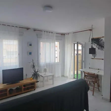 Apartamento Mistral Centro De *